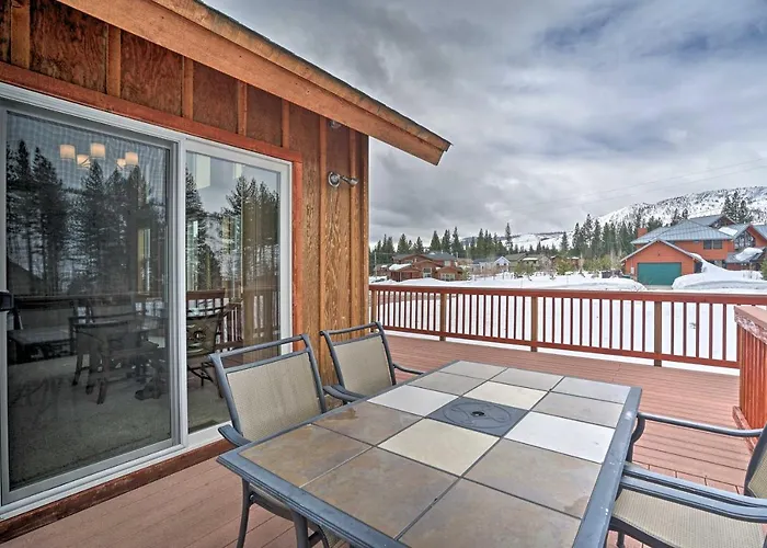 9 Mi To Heavenly Mountain: South Lake Tahoe Home!
