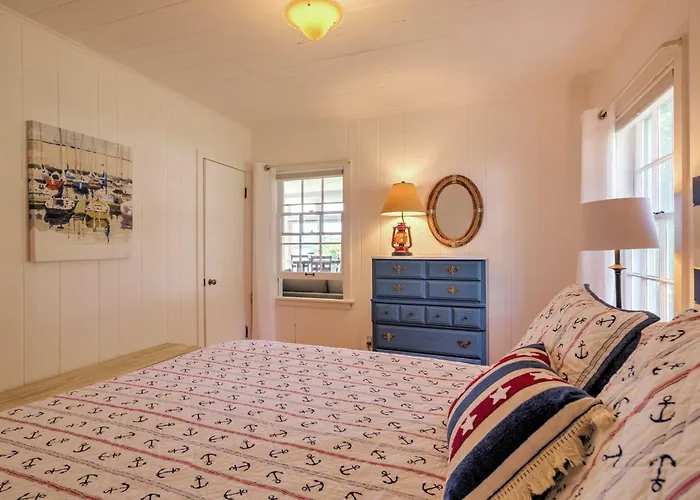 Boutique Home In Door County W/ Eagle Harbor Views