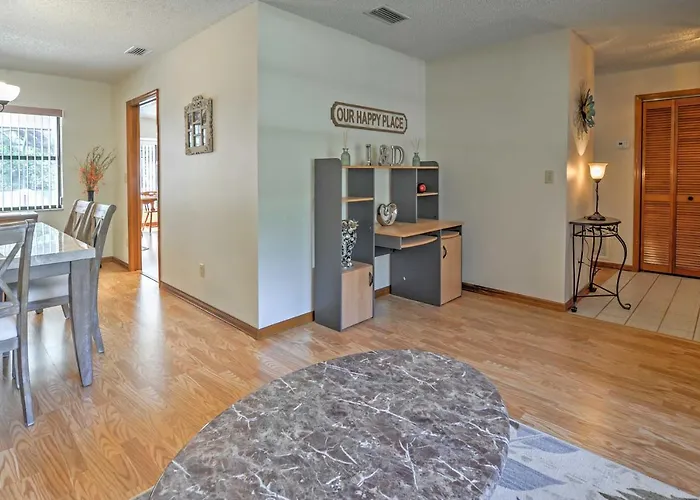 Lanai W/ Heated Pool: Pristine Spring Hill House