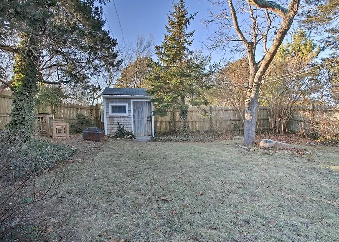 Steps To Cape Cod Canal: Pet-Friendly Home