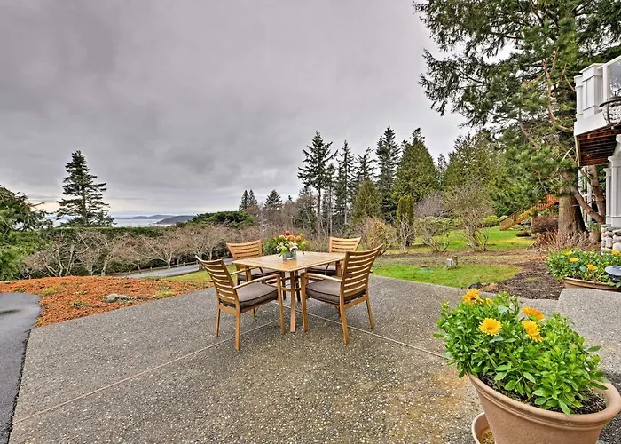 Airy Home Near Anacortes W/ San Juan De Fuca Views
