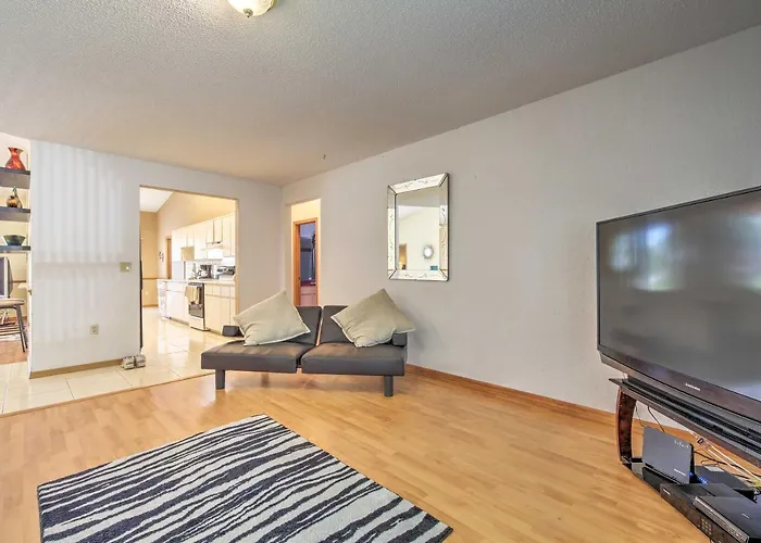 1 Mi To Weeki Wachee: Home W/ Pool In Spring Hill