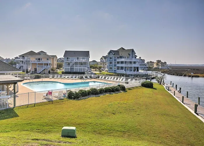 Manteo Waterfront Resort Home W/ 30-Ft Dock!
