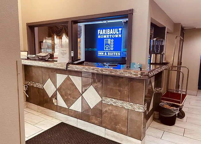 Faribault Hometown Inn & Suites