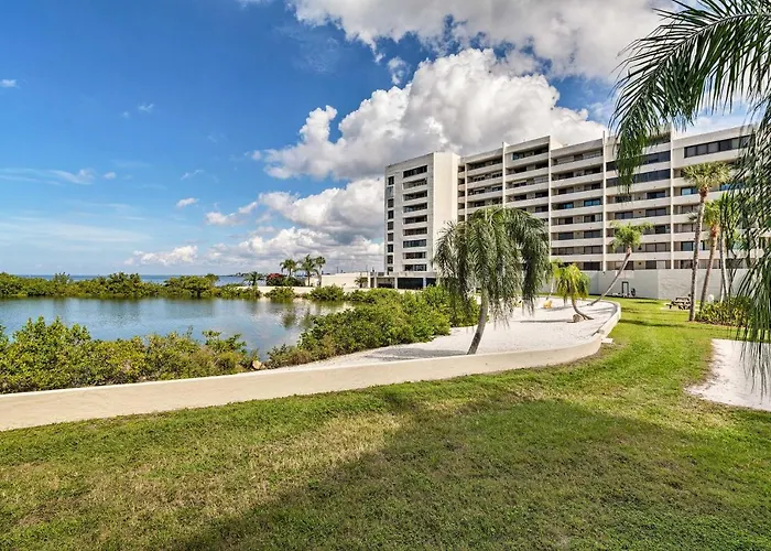 Cozy Condo W/ Gulf View, Bird Watching.