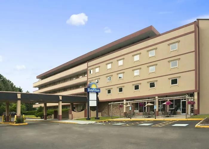 Days Inn Oil City Conference Center