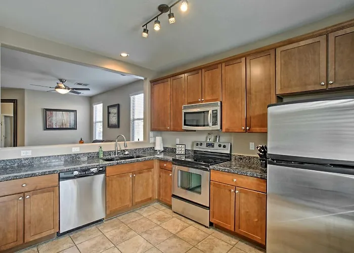 Dog-Friendly Retreat W/ Patio & Yard In Gilbert!