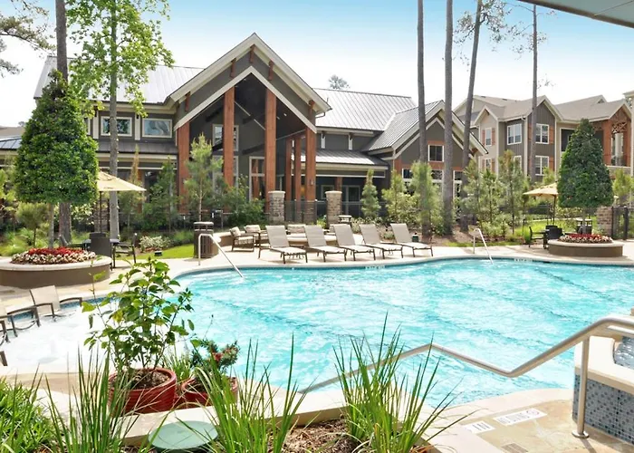 Resort Style Apartment/Home - The Woodlands