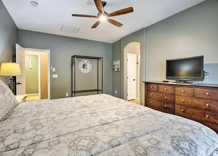Family Home W/ Pool, Bbq & Fire Pit In Goodyear
