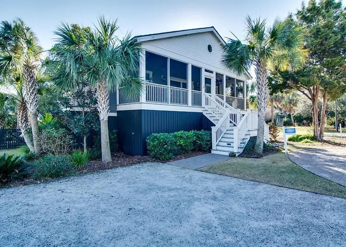 Carolina Boulevard 130
