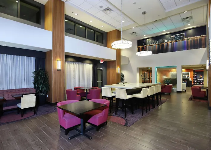 Hampton Inn & Suites Phoenix/Tempe
