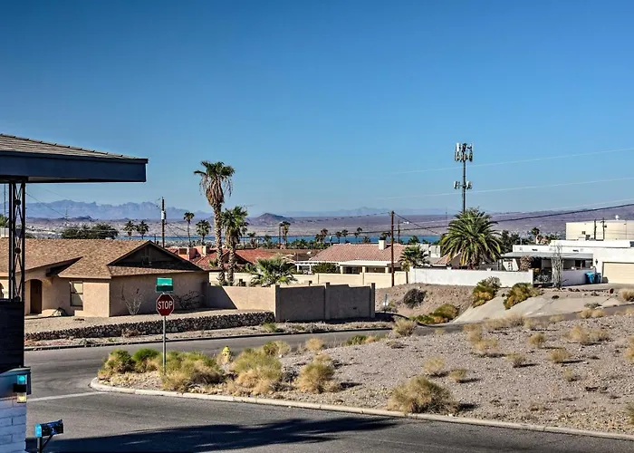 4 Mi To Beach: Lake Havasu Apartment W/ Pool!