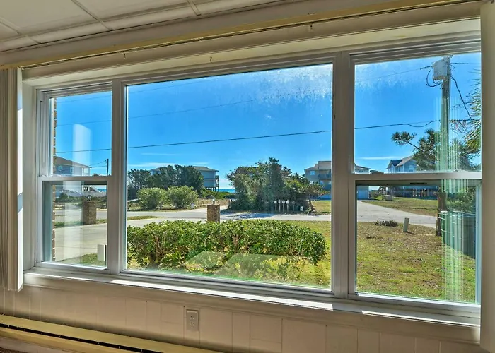 '1 Ocean Fun:' Emerald Isle Apt, Steps To Beaches!