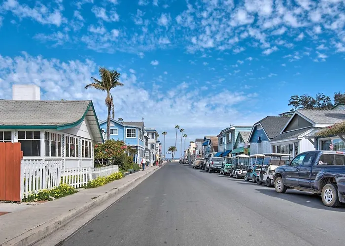 Catalina Island Home: Walk To Main Street Beach!