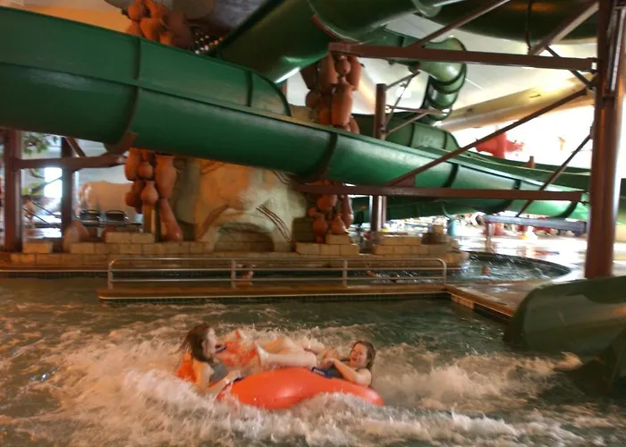 Holiday Inn Hotel & Suites Owatonna