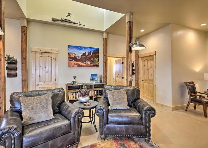 Unique Cortez Family Getaway W/ Mountain Views!