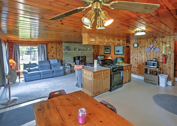 2 Mi To Boat Ramp! Family Cabin On Long Lake