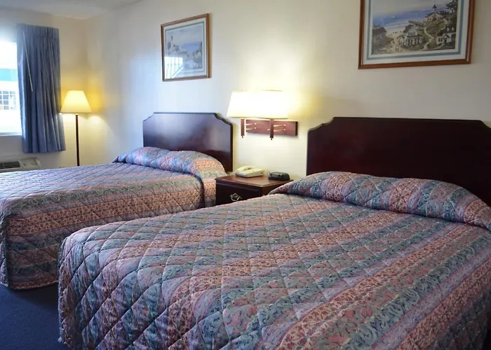 American Inn And Suites White Hall