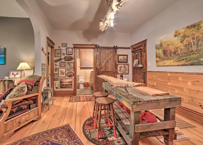 Walk To Waterfront: Dtwn Sturgeon Bay Retreat!