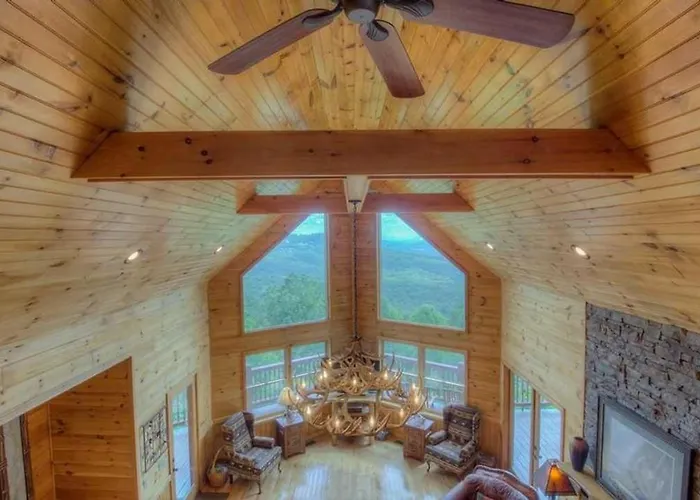 High Five Lodge- Long Distance Mountain View | Hot Tub | Outdoor Fireplace | Game Room