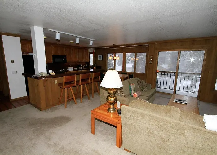 Mountainback 72 Corner Unit