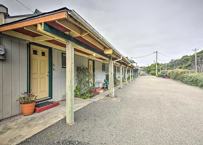 Sanderling Sea Cottages, Unit 2: Walk To Coast!