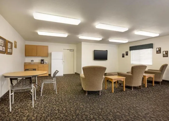 Travelodge By Wyndham Alpine