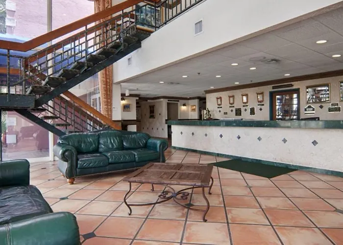Miami Gardens Inn & Suites