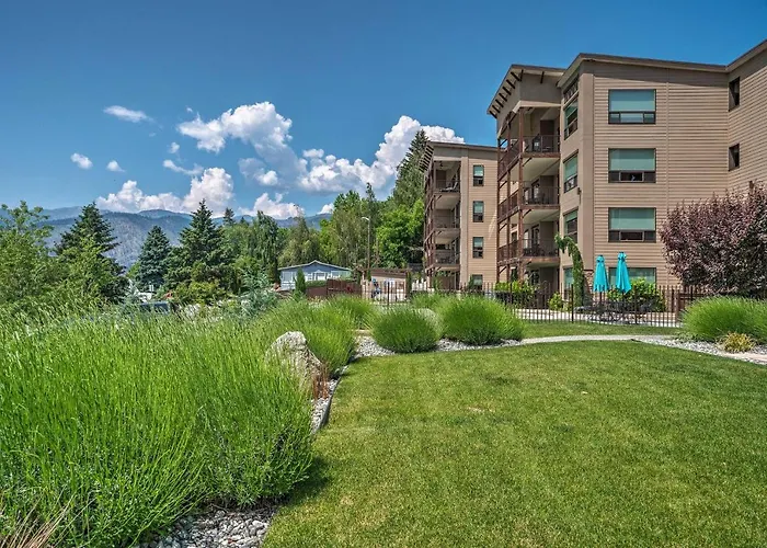 Lake Chelan Resort Condo: Pool & Hot Tub Access!
