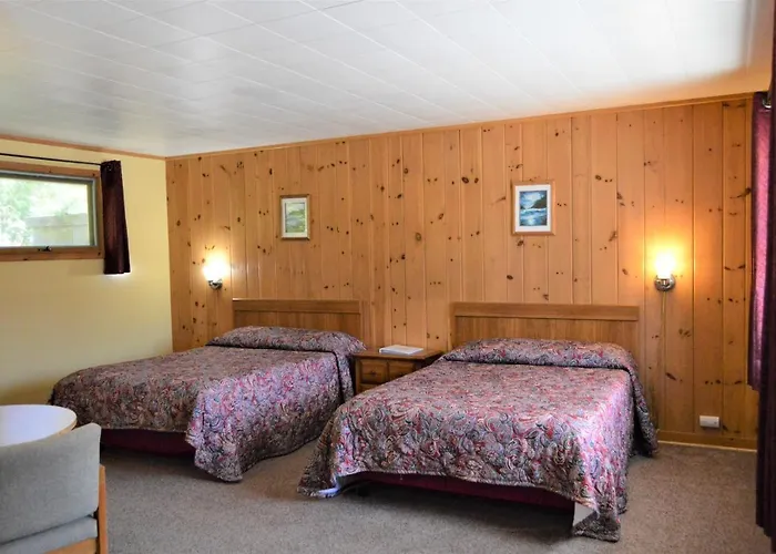 Baileys Sunset Motel